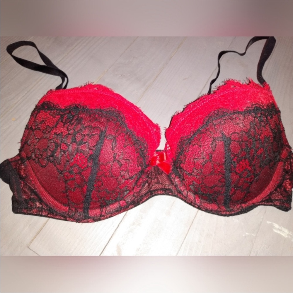 Adore Me Eyelash Bi-Color Lace Push Up Bra